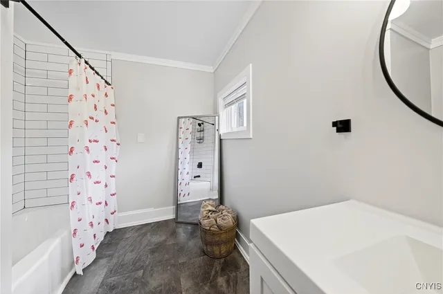 $290,000 | 250 Jamesville Avenue, Syracuse, NY 13210