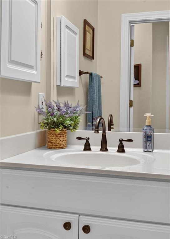 522 College Road, Unit 207 Greensboro, NC 27410 - Photo 33 of 34