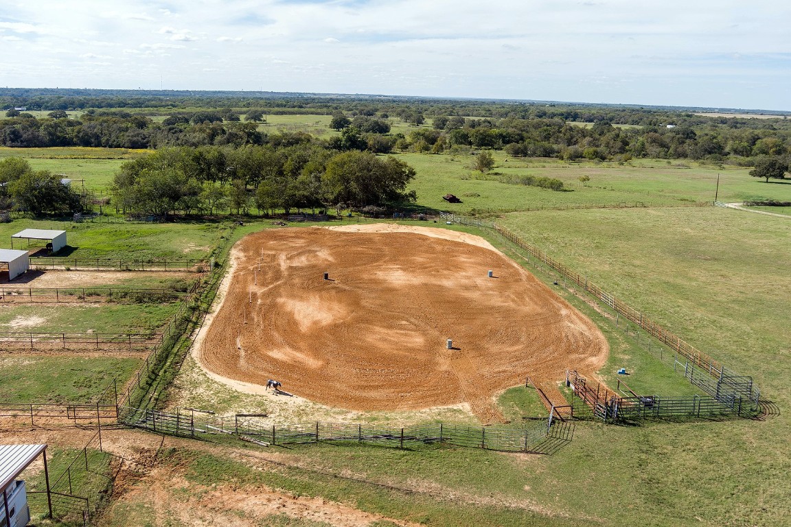 2542 Witter Road Lockhart, TX 78644 - Photo 18 of 40