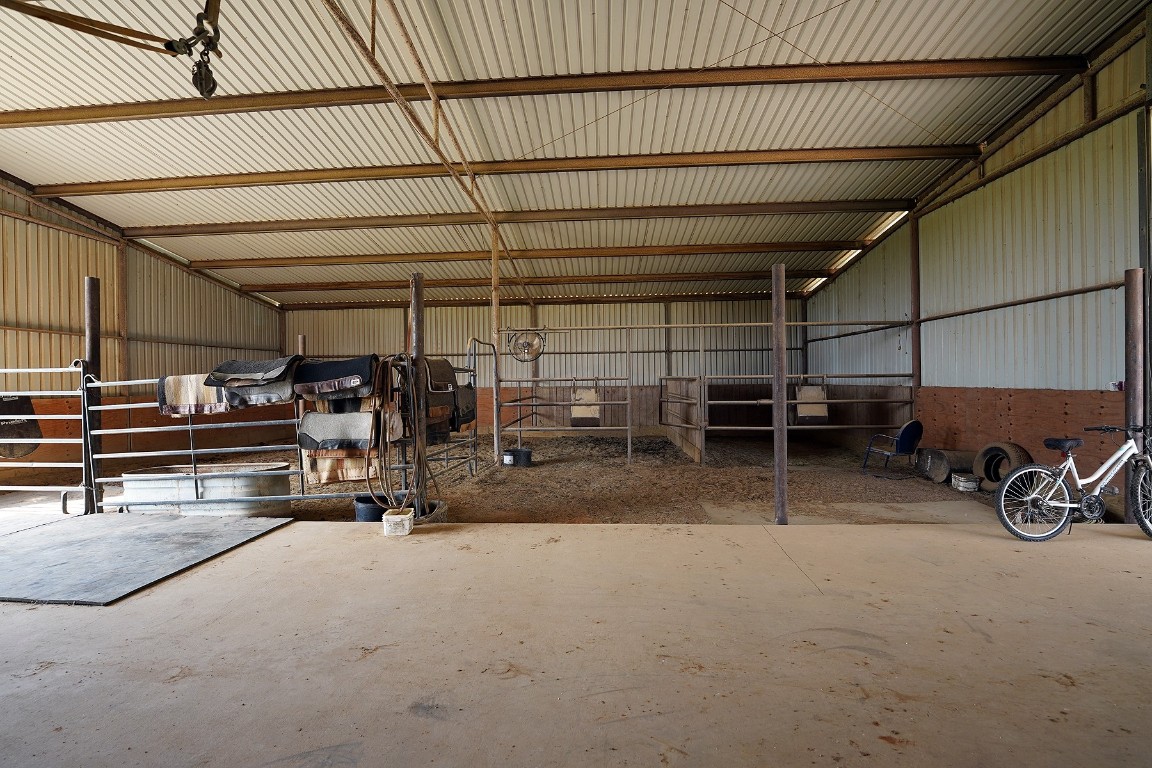 2542 Witter Road Lockhart, TX 78644 - Photo 31 of 40 a view of a room with gym equipment