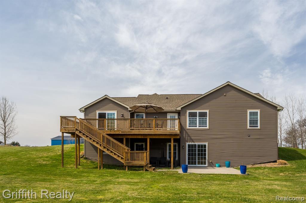 486 North Hacker Road Howell, MI 48843 - Photo 10 of 44