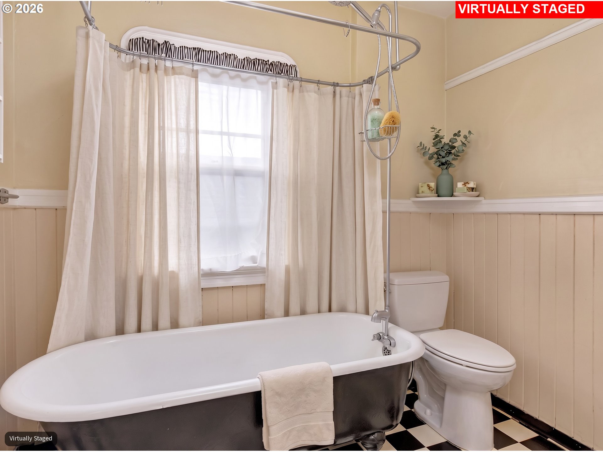 1808 Northeast Wasco Street Portland, OR 97232 - Photo 38 of 48 Gallery Image 38