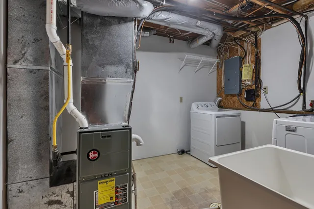 $417,000 | 302 North Hickory Street, Royalton, MN 56373