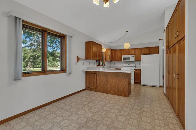 $417,000 | 302 North Hickory Street, Royalton, MN 56373