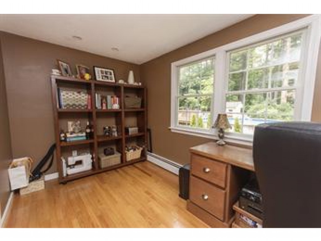 17 Rock Pond Road Windham, NH 03087 - Photo 13 of 25