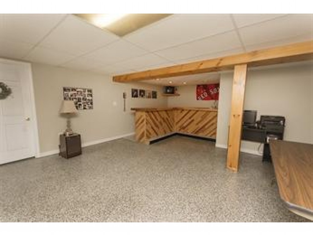 17 Rock Pond Road Windham, NH 03087 - Photo 19 of 25
