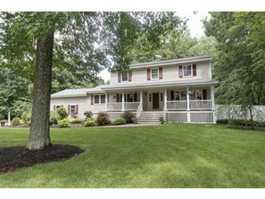 17 Rock Pond Road Windham, NH 03087 - Photo 23 of 25
