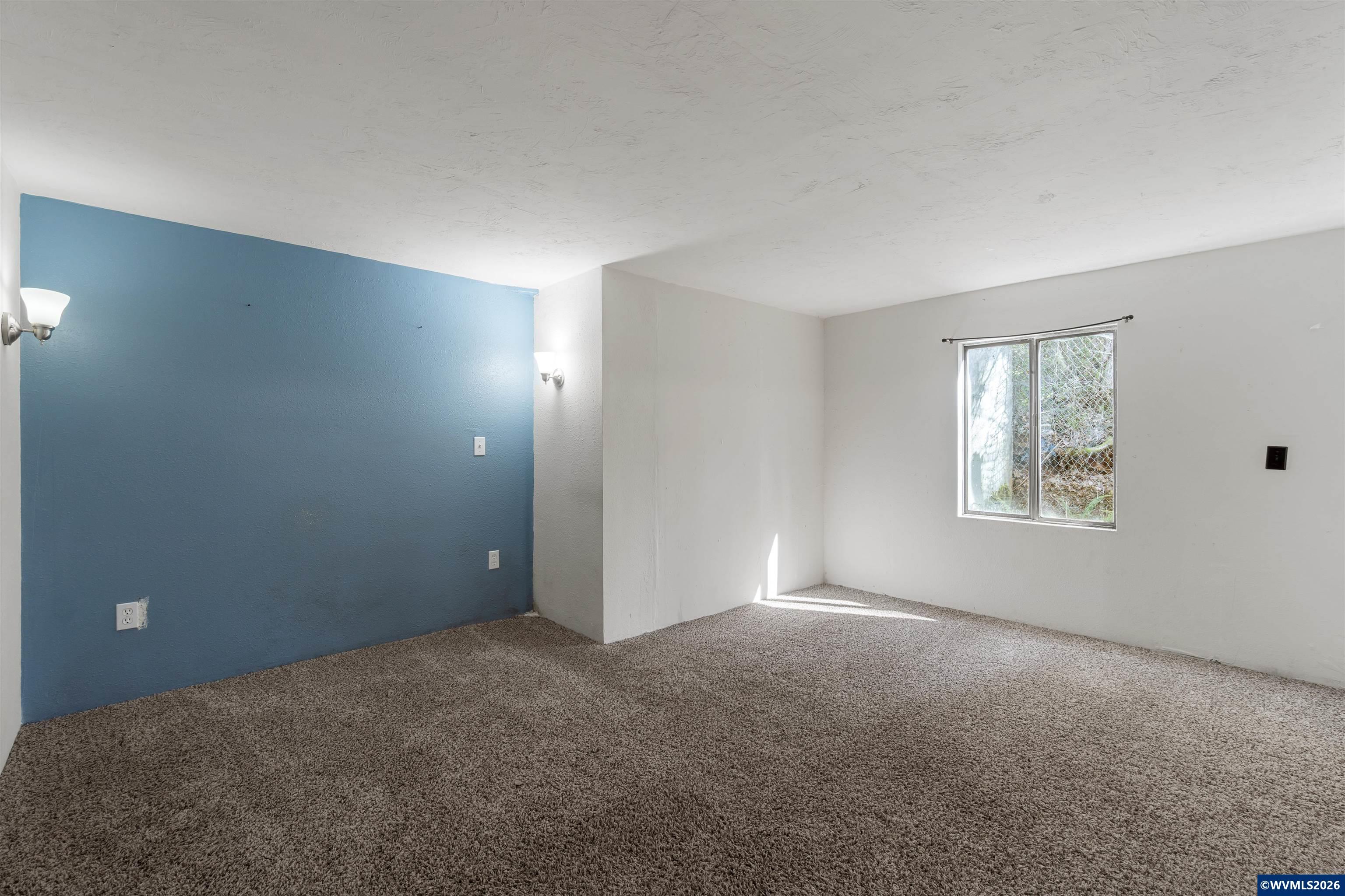 23939 Raze Road Elmira, OR 97437 - Photo 21 of 46