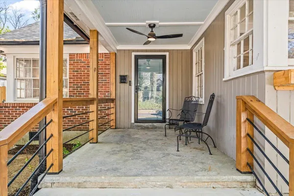 $239,900 | 3249 South Waynoka Circle, Memphis, TN 38111