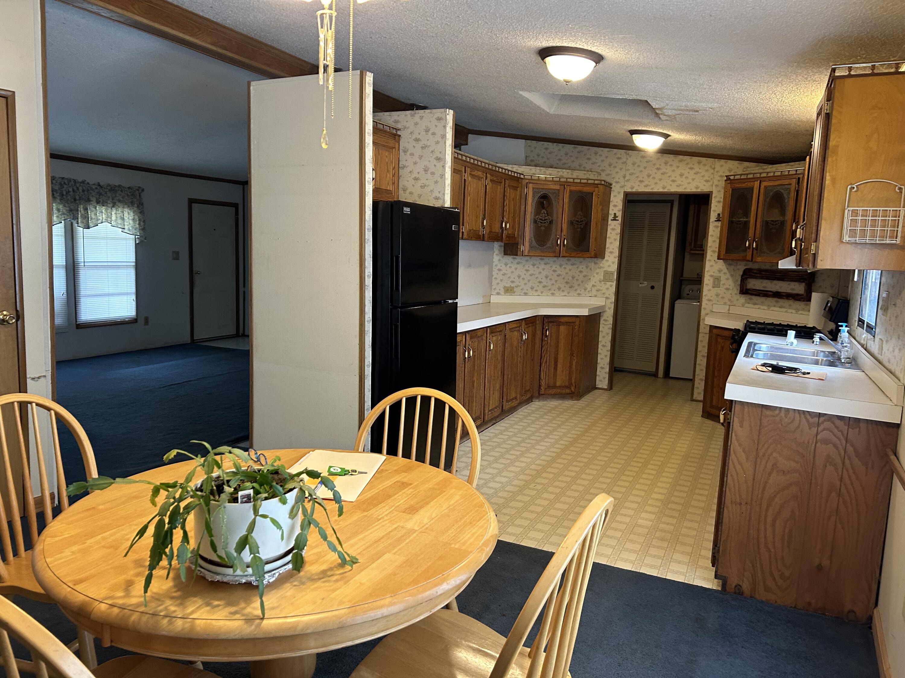 61064 Wayne Road Burr Oak, MI 49030 - Photo 11 of 21 IMG_2981