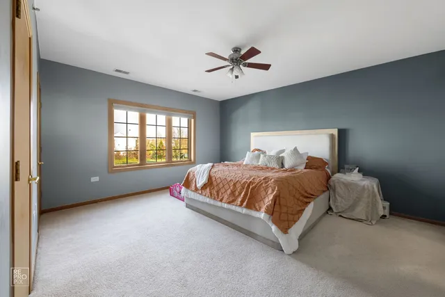 $289,900 | 17950 Settlers Pond Way, Unit 3B, Orland Park, IL 60467