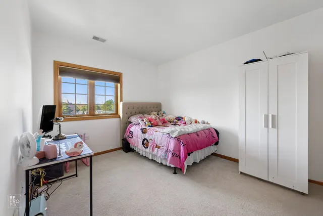 $289,900 | 17950 Settlers Pond Way, Unit 3B, Orland Park, IL 60467