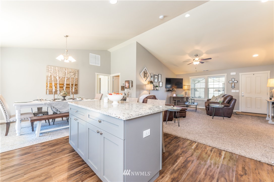 480 Spring View Place Chelan, WA 98816 - Photo 14 of 36 Gallery Image 14