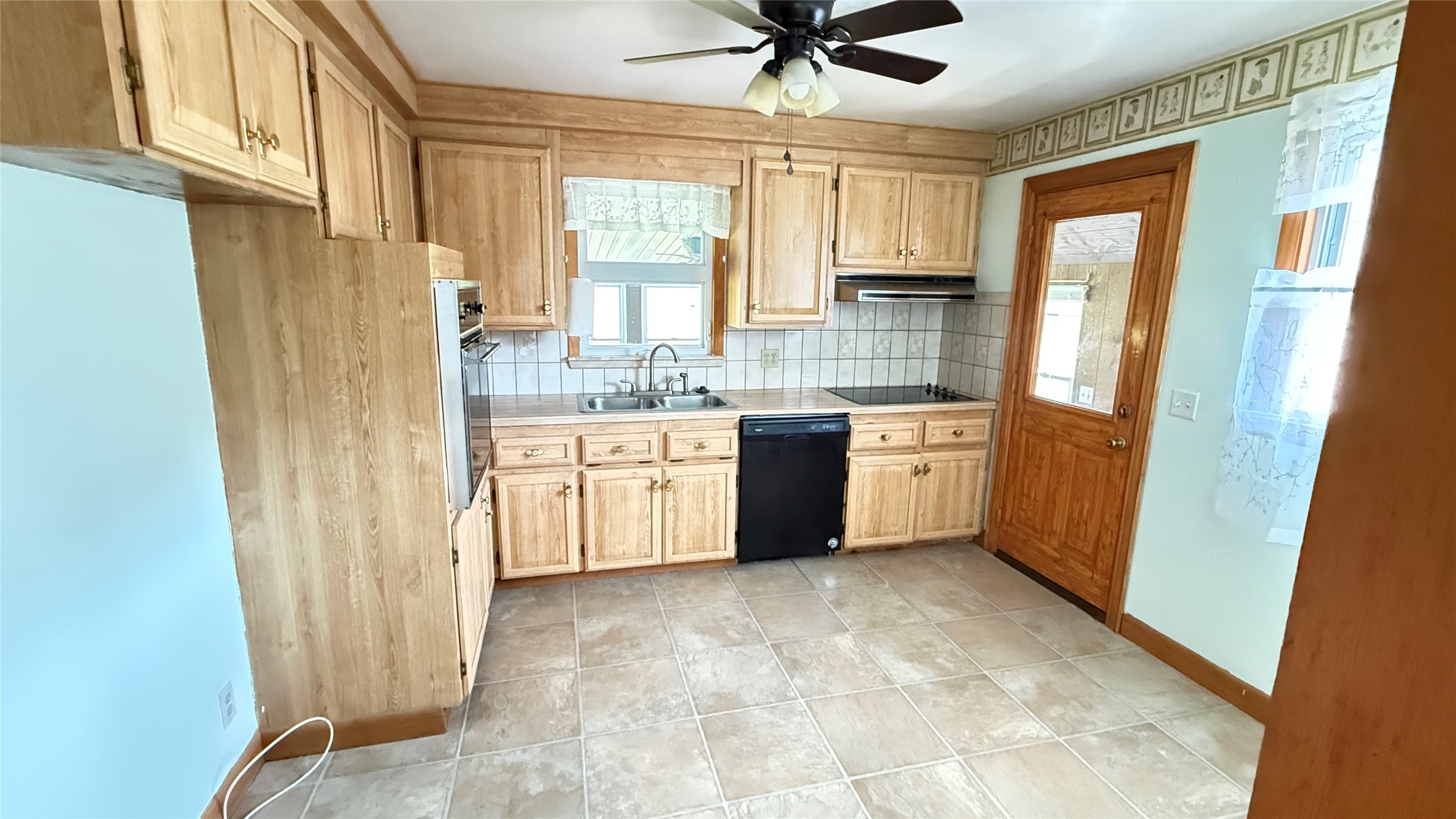 3653 Rath Avenue Endwell, NY 13760 - Photo 3 of 26 Gallery Image 3