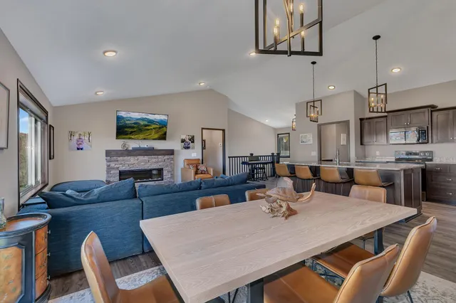 $499,900 | 1933 38th Street South, St. Cloud, MN 56301