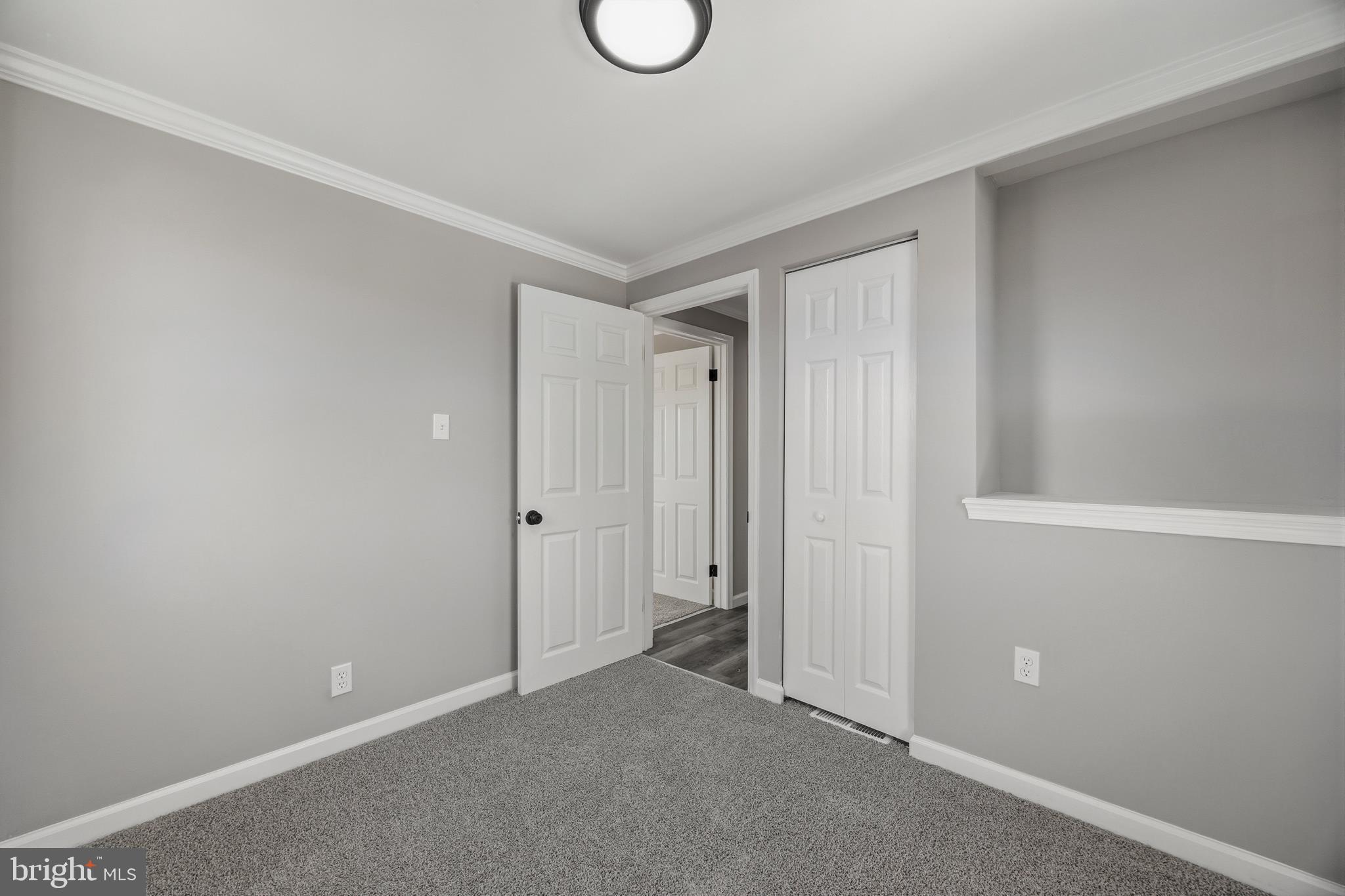 183 Kenwood Road Pasadena, MD 21122 - Photo 15 of 39