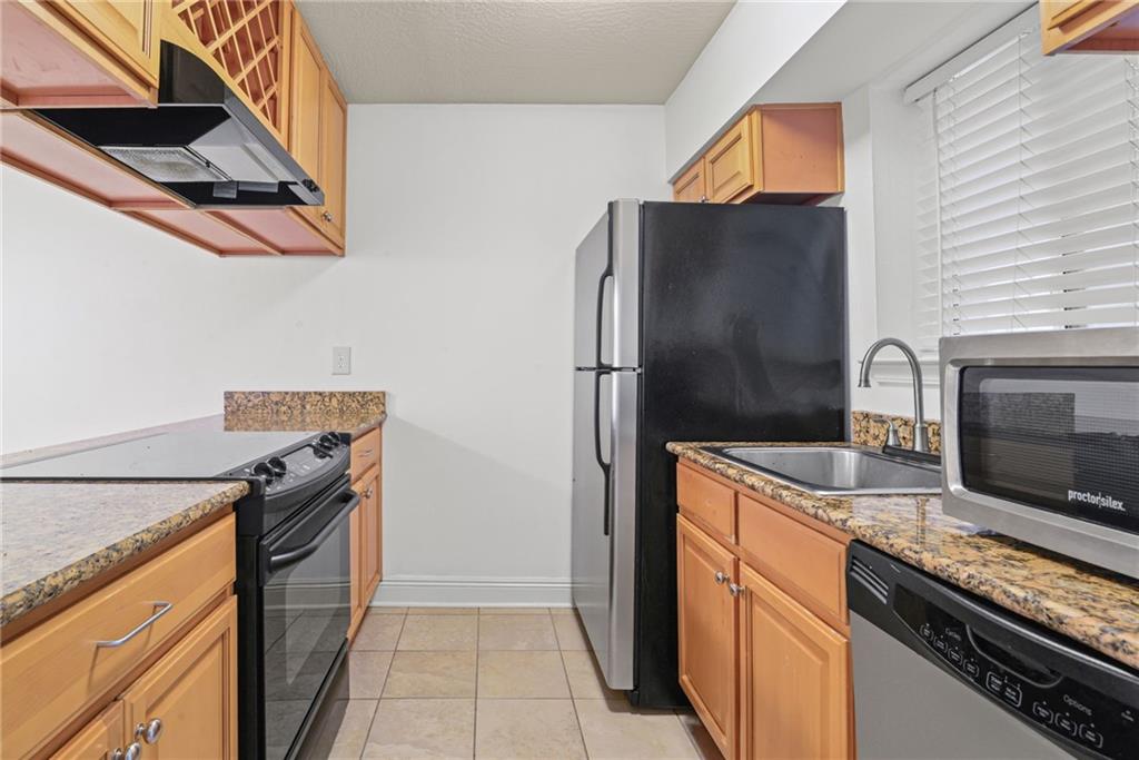 3805 Houma Boulevard, Unit C214 Metairie, LA 70006 - Photo 9 of 25