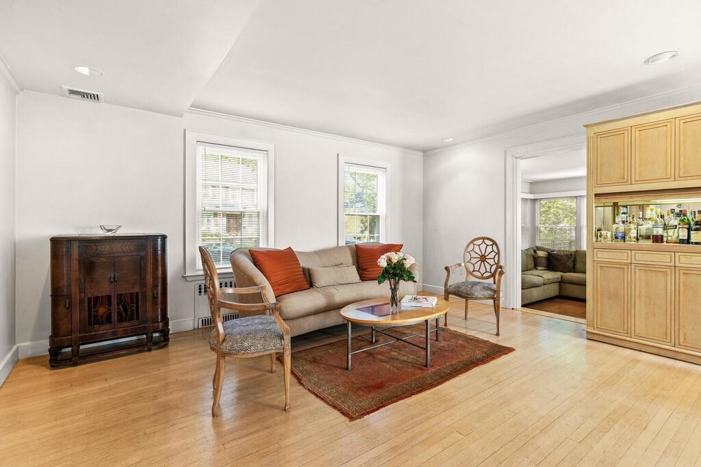 92 Chandler Road Medford, MA 02155 - Photo 6 of 42 Gallery Image 6