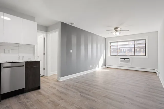 $1,862 | 6758 North Sheridan Road, Unit 435, Chicago, IL 60626