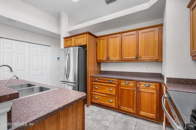 $795,000 | 22706 Southeast US Highway 301, Hawthorne, FL 32640