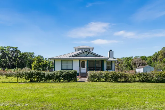 $795,000 | 22706 Southeast US Highway 301, Hawthorne, FL 32640