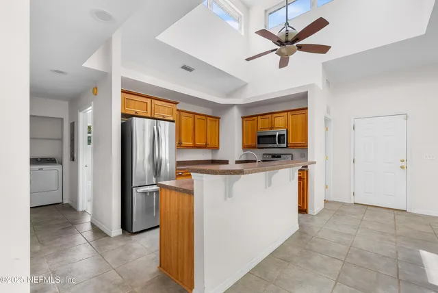 $795,000 | 22706 Southeast US Highway 301, Hawthorne, FL 32640