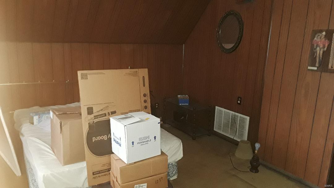 7149 Brompton Square Maplewood, MO 63143 - Photo 7 of 9