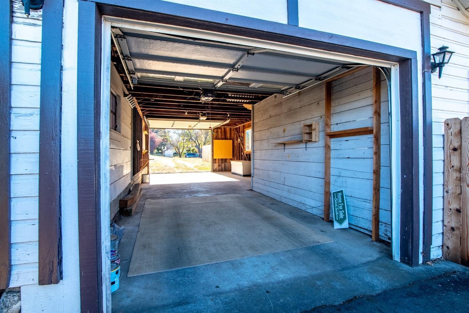1498 Spring Street Medford, OR 97504 - Photo 6 of 24 Additional Photo