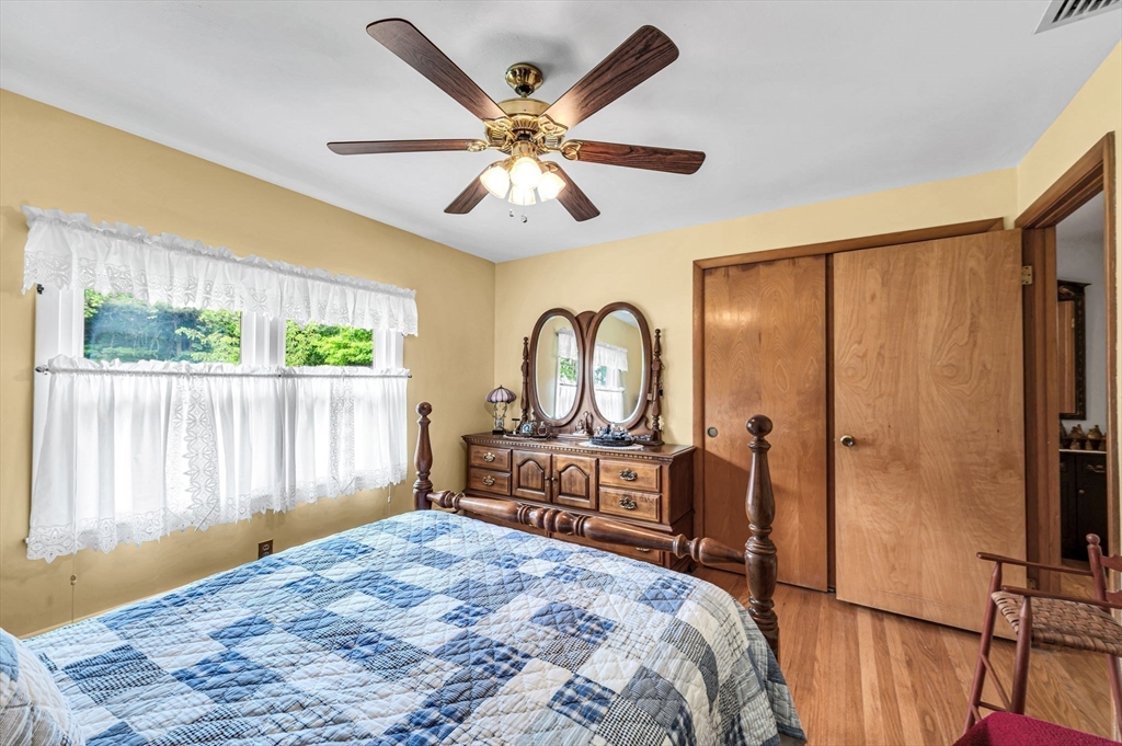 296 Pease Road East Longmeadow, MA 01028 - Photo 30 of 42
