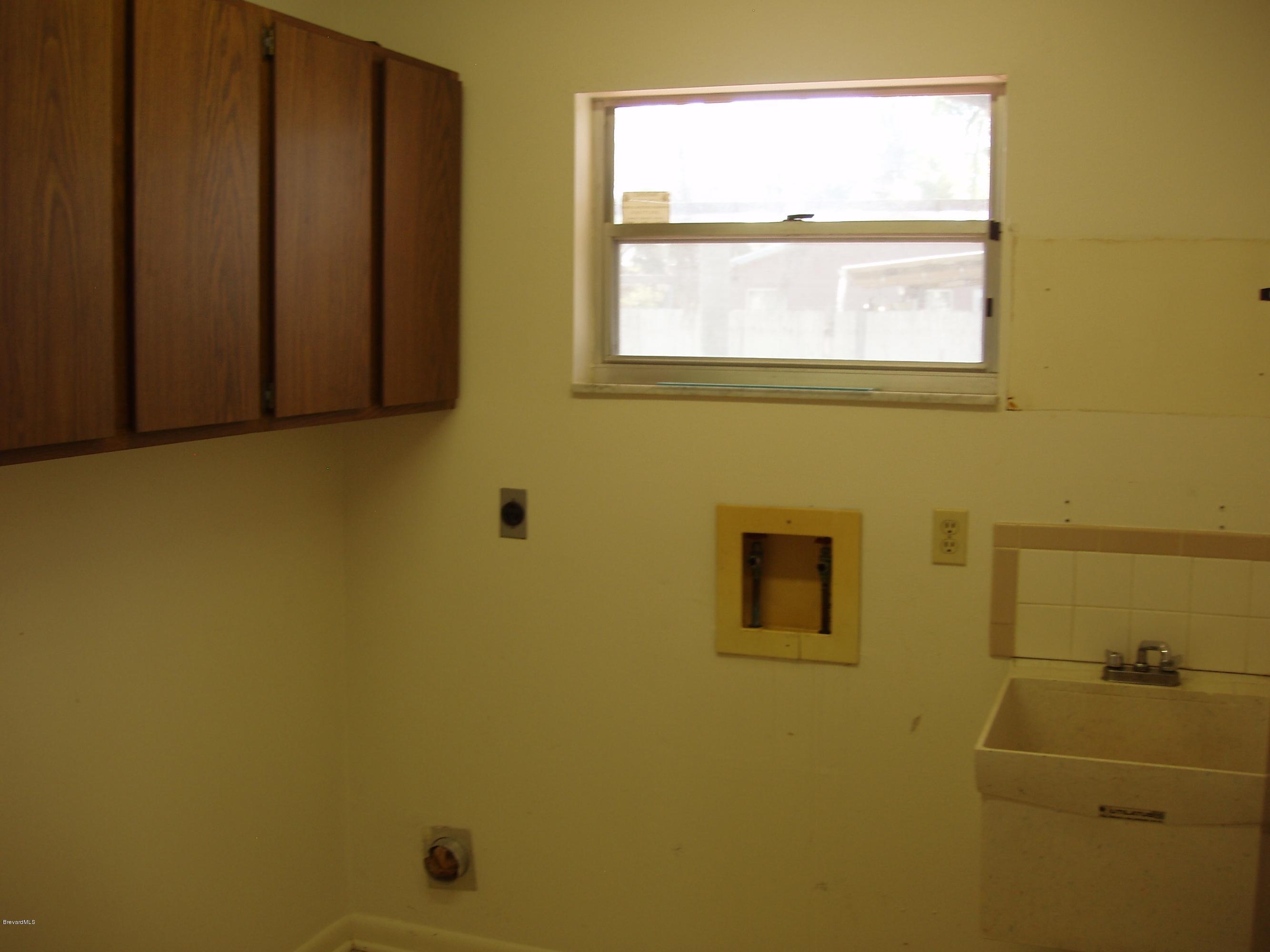 187 Sand Pine Road Indialantic, FL 32903 - Photo 16 of 29 Laundry Room