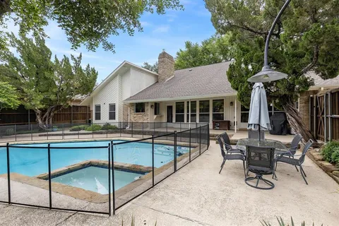 $990,000 | 17215 Graystone Drive, Dallas, TX 75248