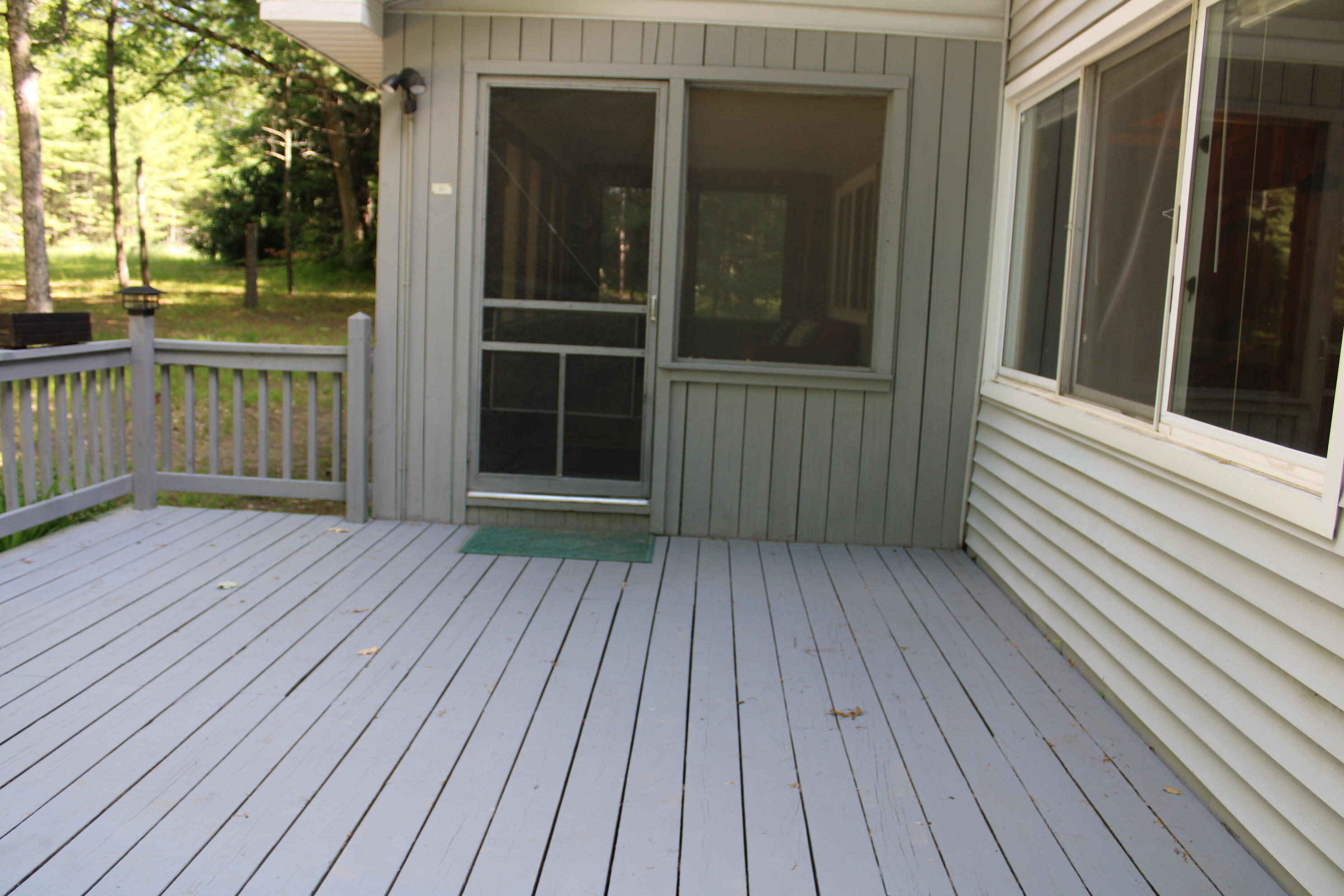 11870 Bayer Road Roscommon, MI 48653 - Photo 9 of 49