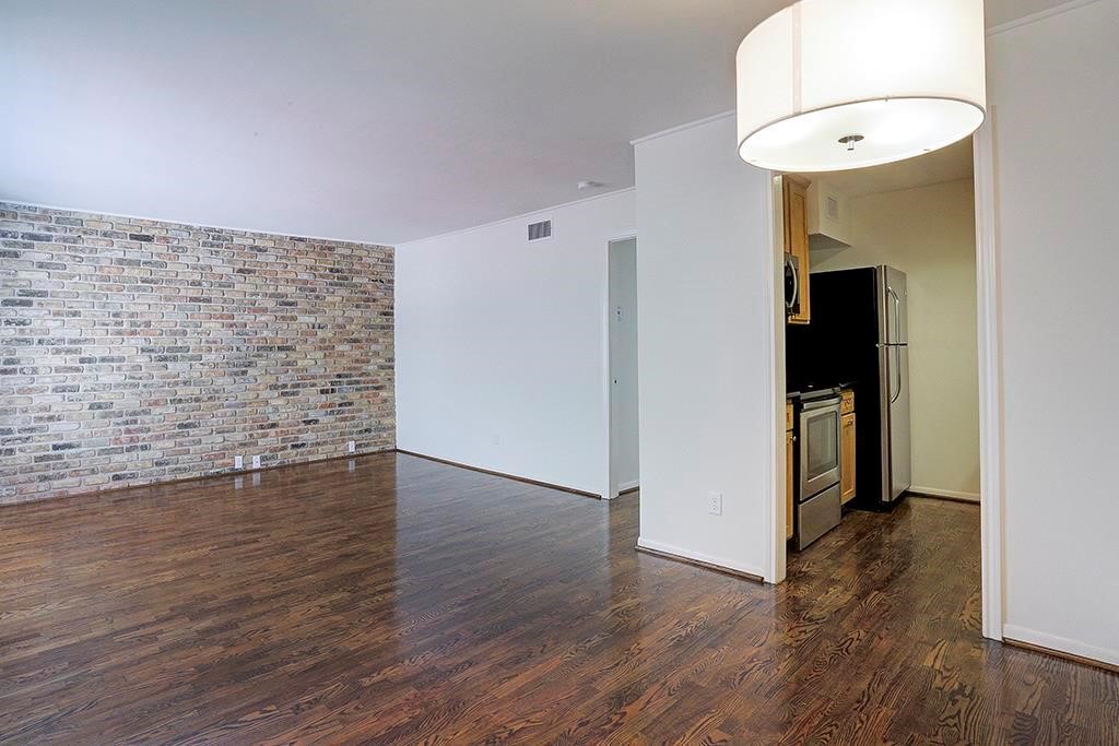 415 Hawthorne Street, Unit 5 Houston, TX 77006 - Photo 5 of 12