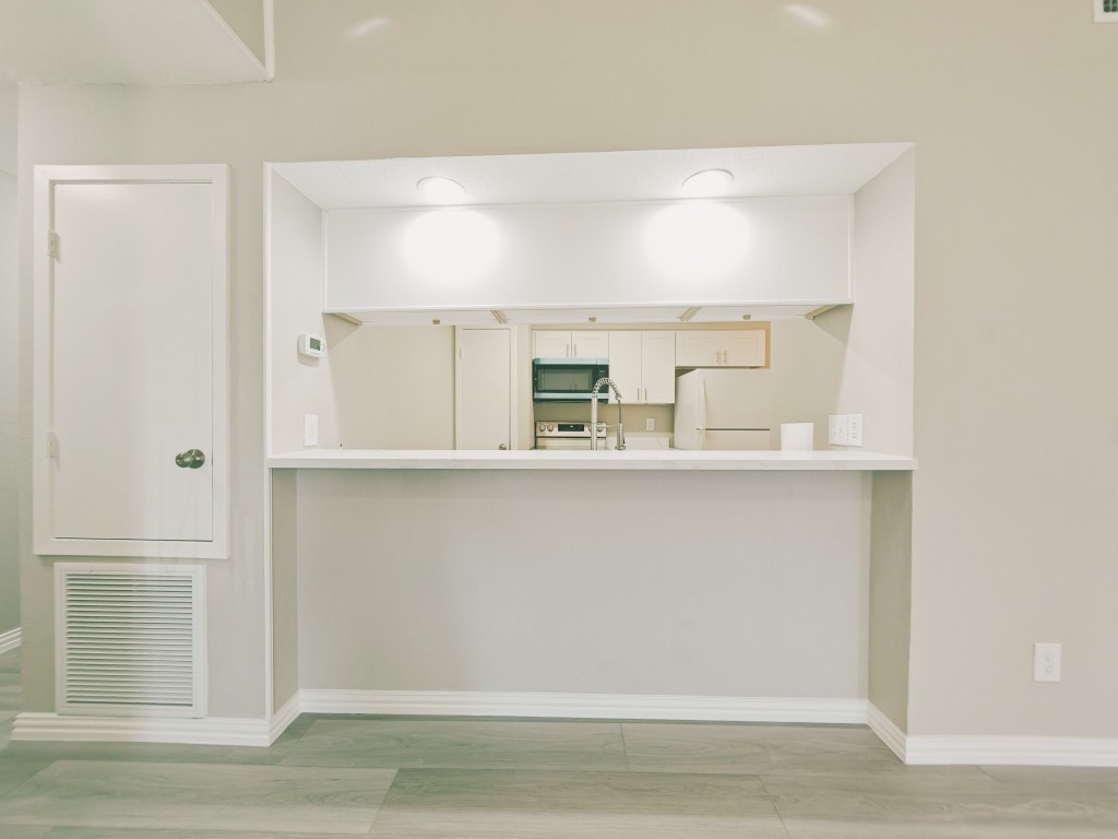 8100 Cambridge Street, Unit 28 Houston, TX 77054 - Photo 14 of 29