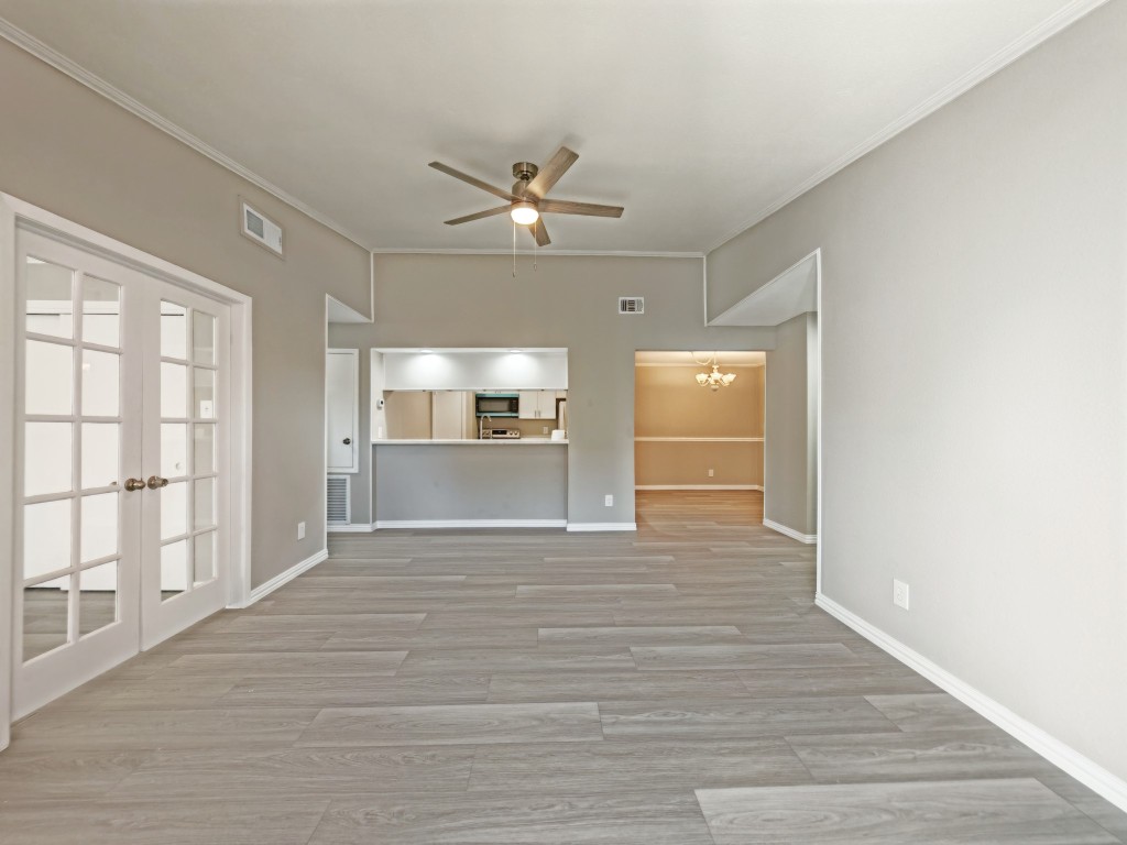 8100 Cambridge Street, Unit 28 Houston, TX 77054 - Photo 6 of 29