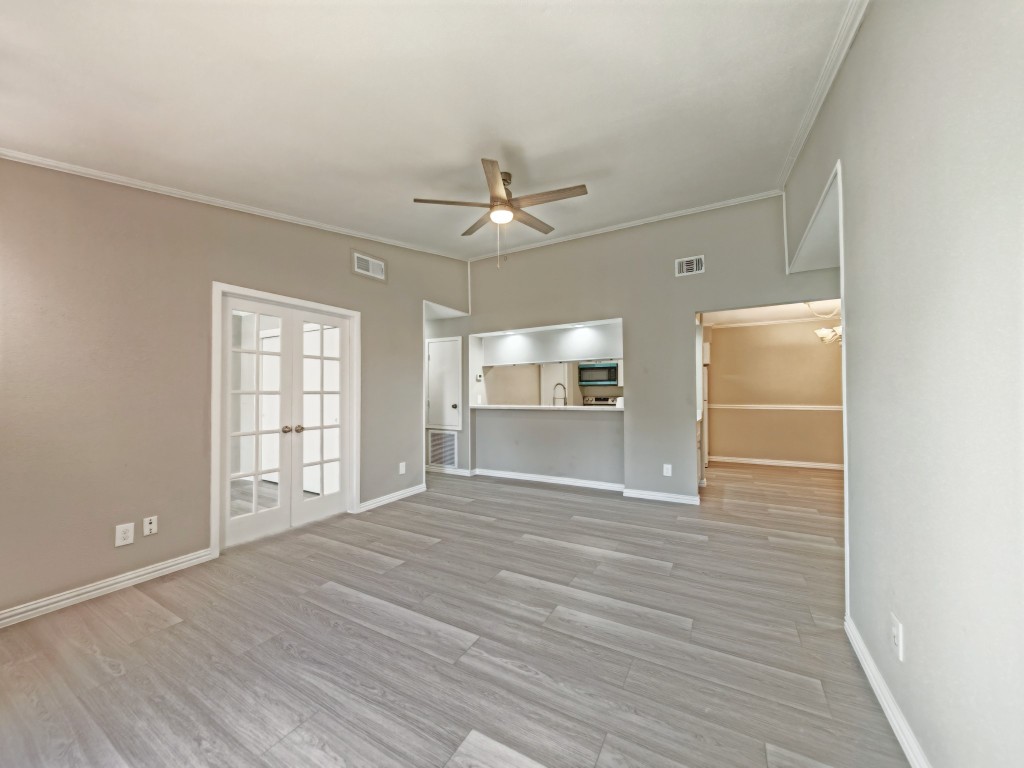 8100 Cambridge Street, Unit 28 Houston, TX 77054 - Photo 7 of 29