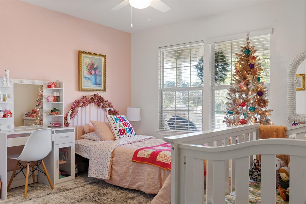 2565 Paddock Lane Robinson, TX 76706 - Photo 15 of 32 Bedroom featuring a ceiling fan