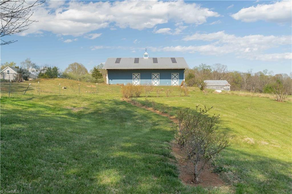 3526 Harmony Highway Harmony, NC 28634 - Photo 7 of 49