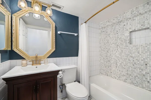 a bathroom with a bathtub