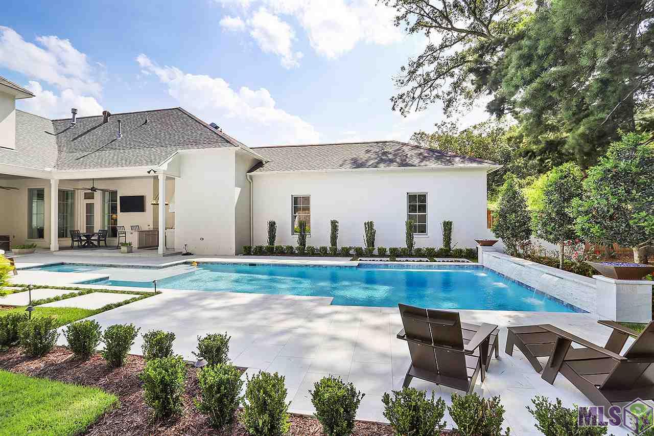 154 Valhalla Boulevard Baton Rouge, LA 70810 - Photo 15 of 50 Side View of Pool