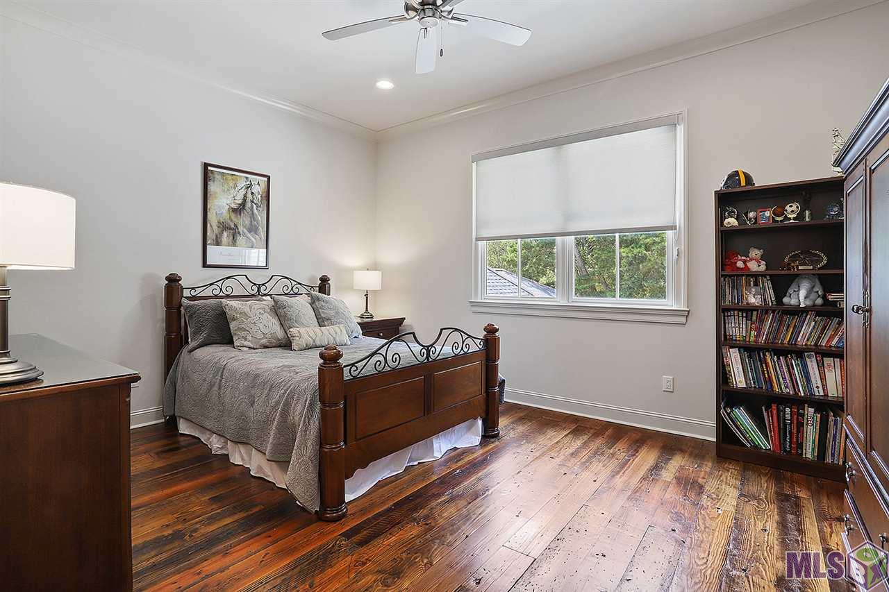154 Valhalla Boulevard Baton Rouge, LA 70810 - Photo 44 of 50 Upstairs Bedroom