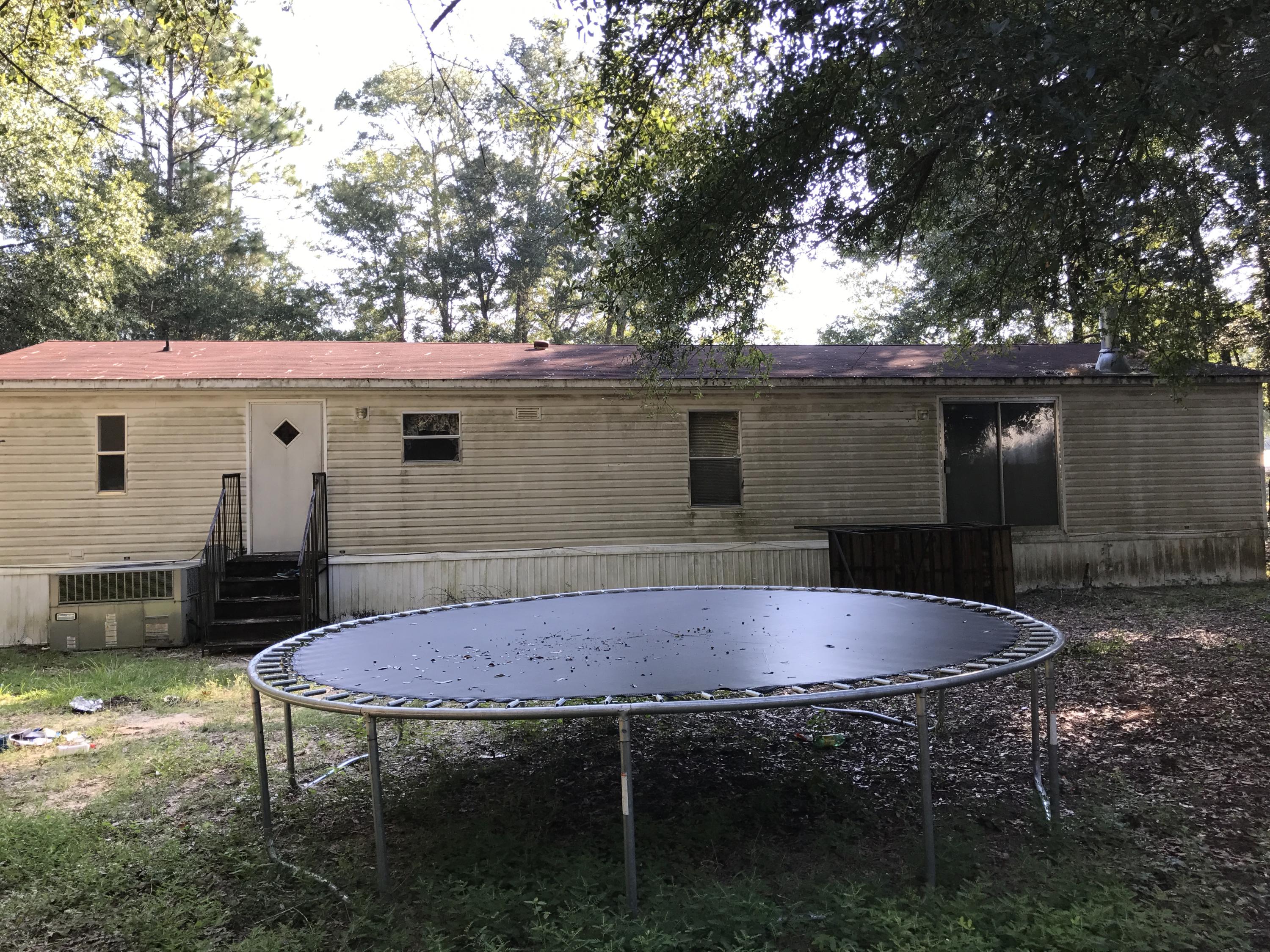 136 South Norwood Road DeFuniak Springs, FL 32435 - Photo 4 of 14 Gallery Image 4
