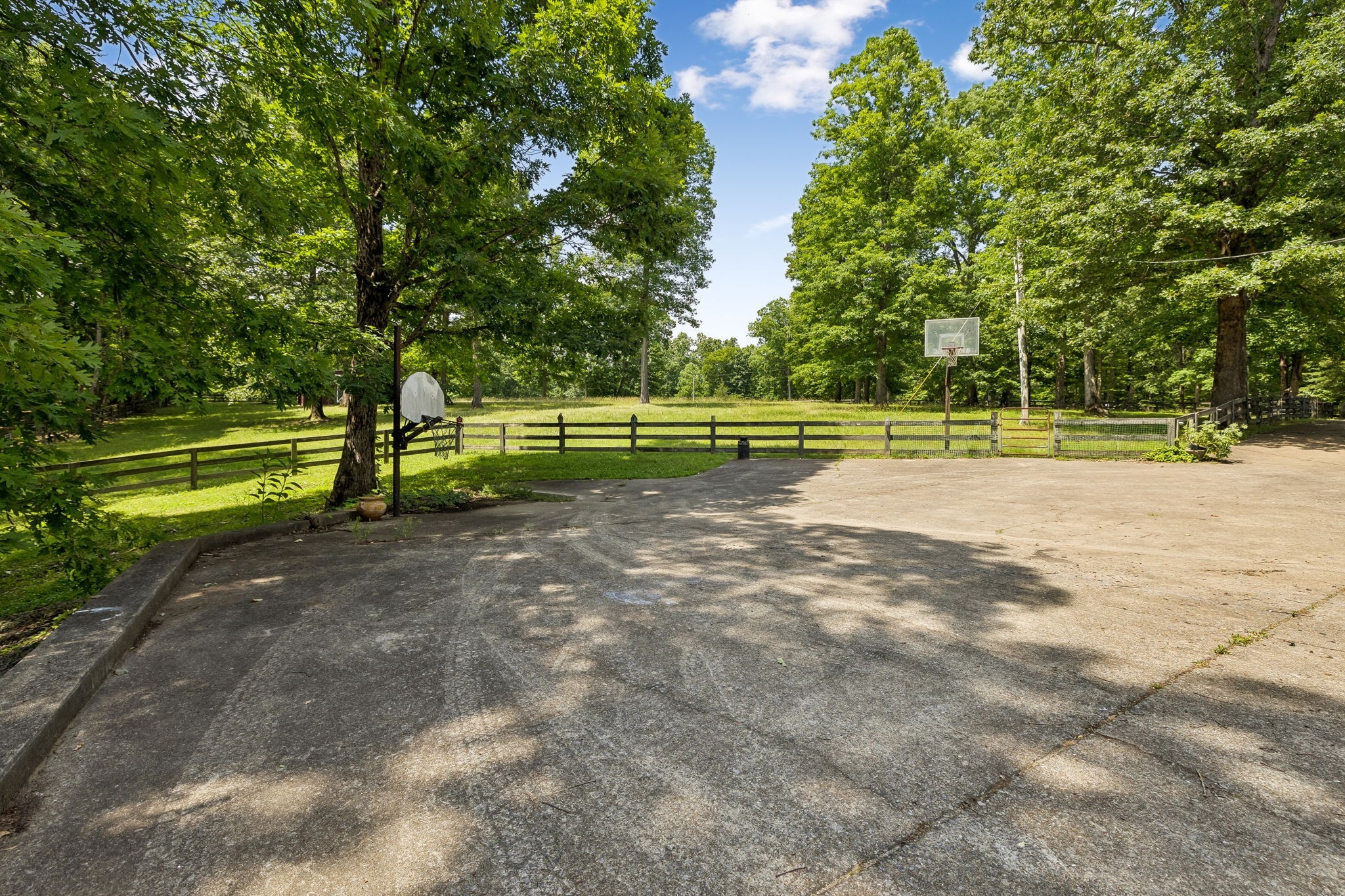 7555 County Line Road White Bluff, TN 37187 - Photo 8 of 89 Gallery Image 8