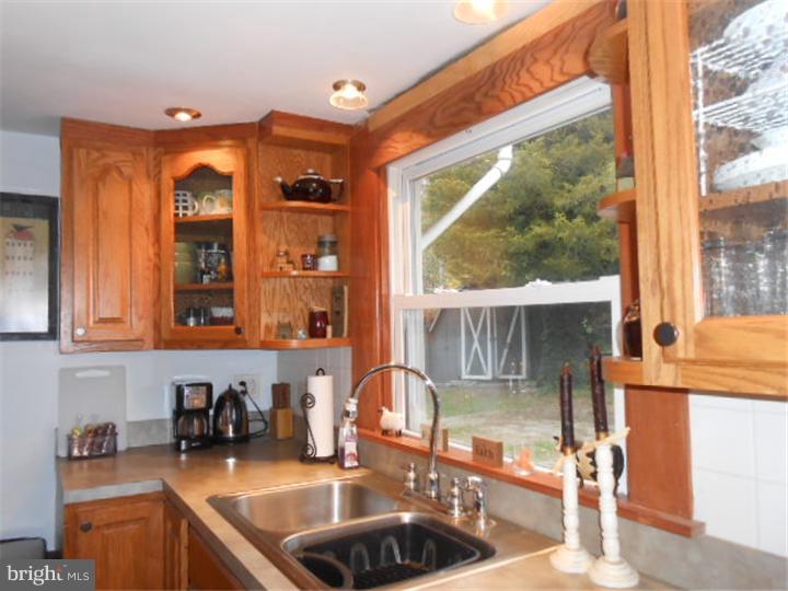 309 Barnsboro Road Sewell, NJ 08080 - Photo 8 of 25 Kitchen