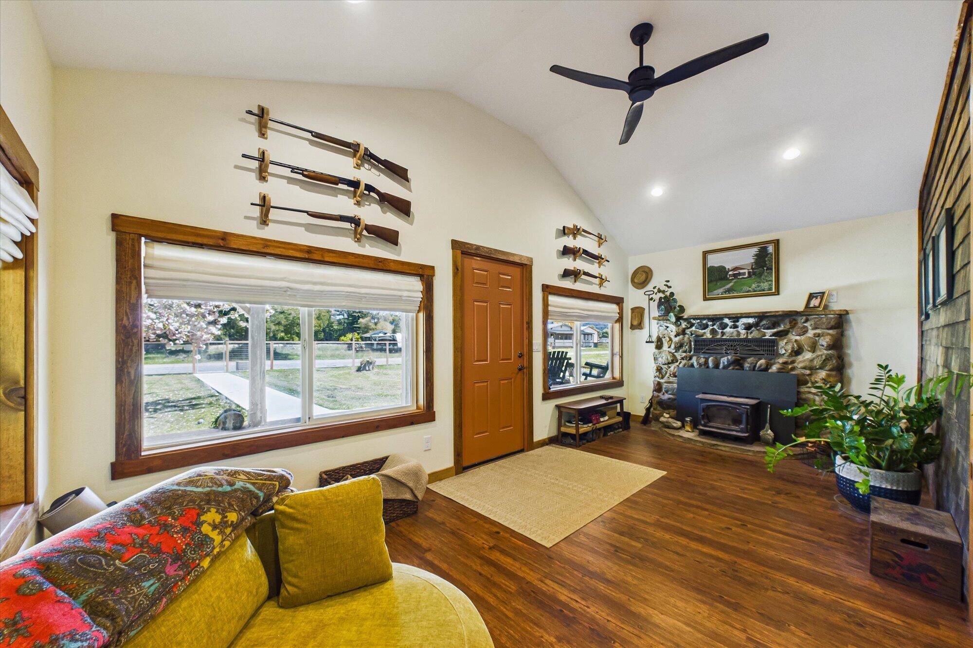 218 Tierney Road Redcrest, CA 95569 - Photo 11 of 63