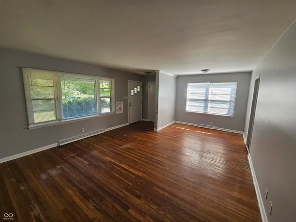 $1,495 | 2107 West Coil Street, Indianapolis, IN 46260