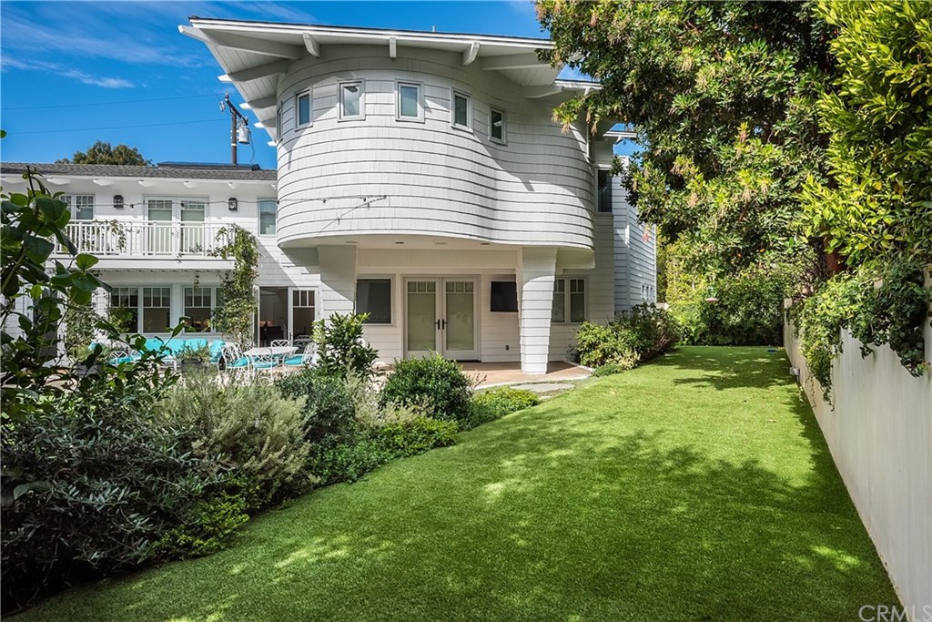 2104 Flournoy Road Manhattan Beach, CA 90266 - Photo 12 of 38