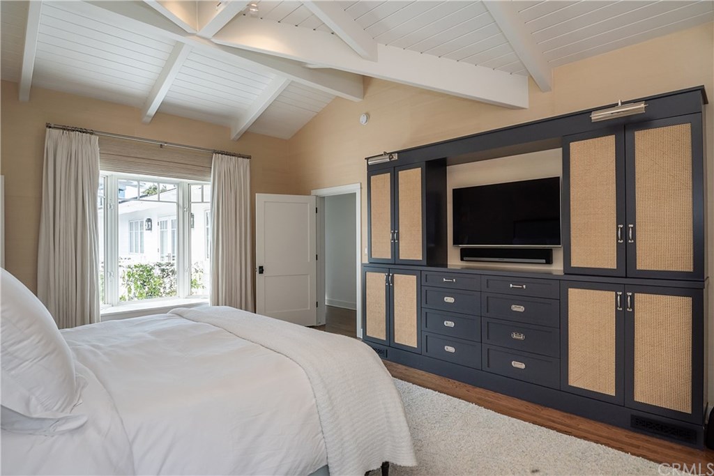 2104 Flournoy Road Manhattan Beach, CA 90266 - Photo 3 of 38