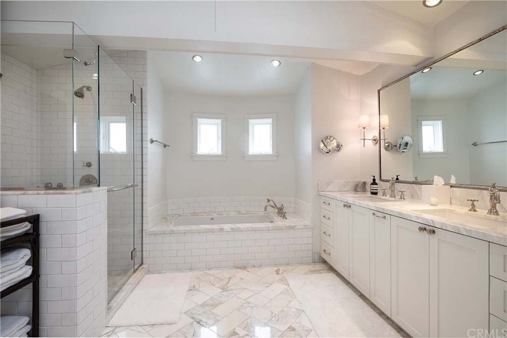 2104 Flournoy Road Manhattan Beach, CA 90266 - Photo 7 of 38