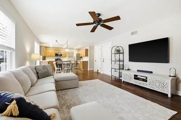 $615,000 | 1331 South 7th Street, St. Charles, IL 60174